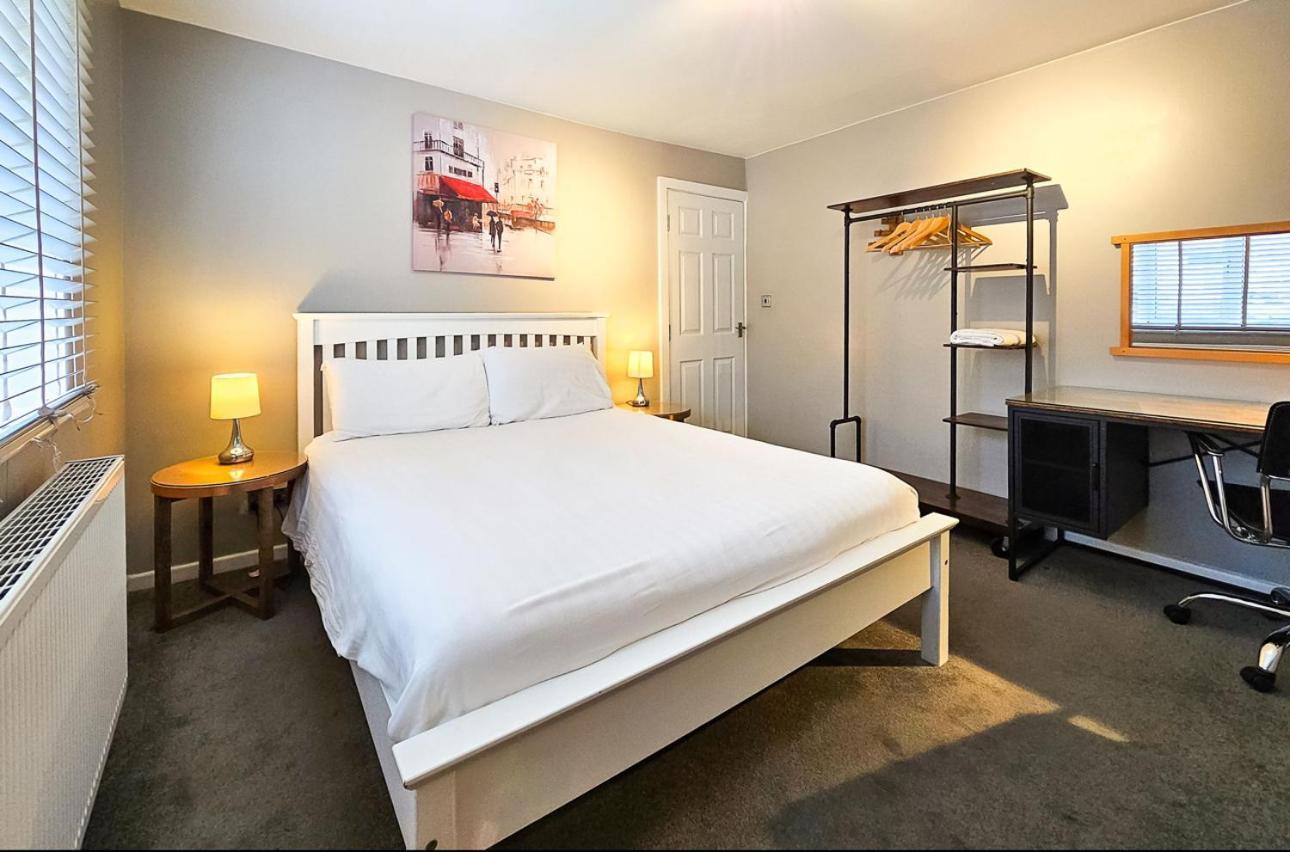 Valley Mount House &